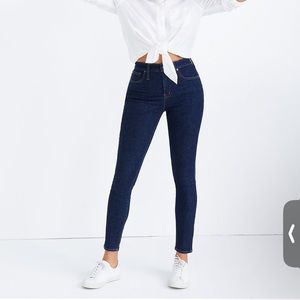 NWT • Madewell  • Curvy High Rise Skinny in Lucille Wash